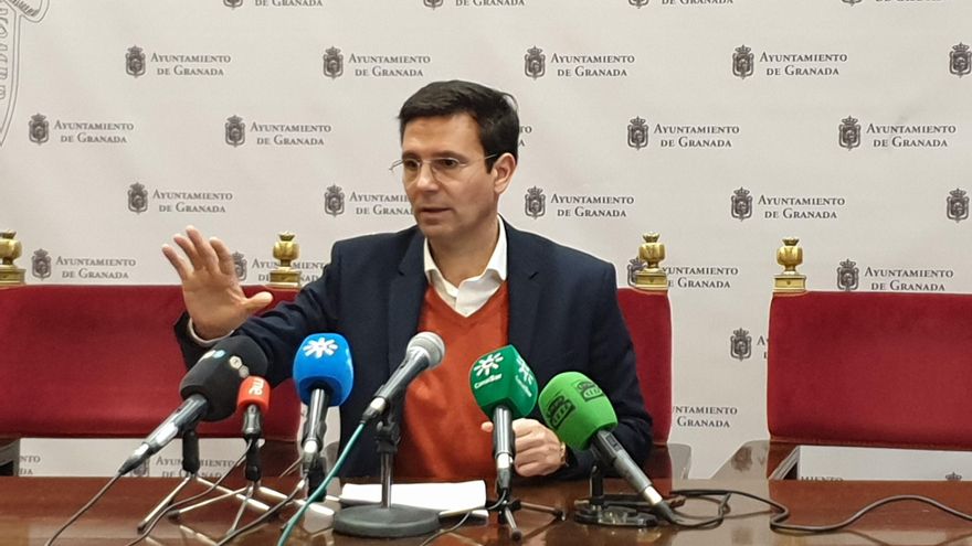 El PSOE se ofrece para encabezar una moción de censura contra el alcalde de Granada si no dimite en 72 horas