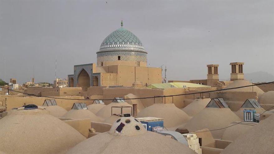 Yazd, una ciudad histórica viva e integrada en el desierto iraní