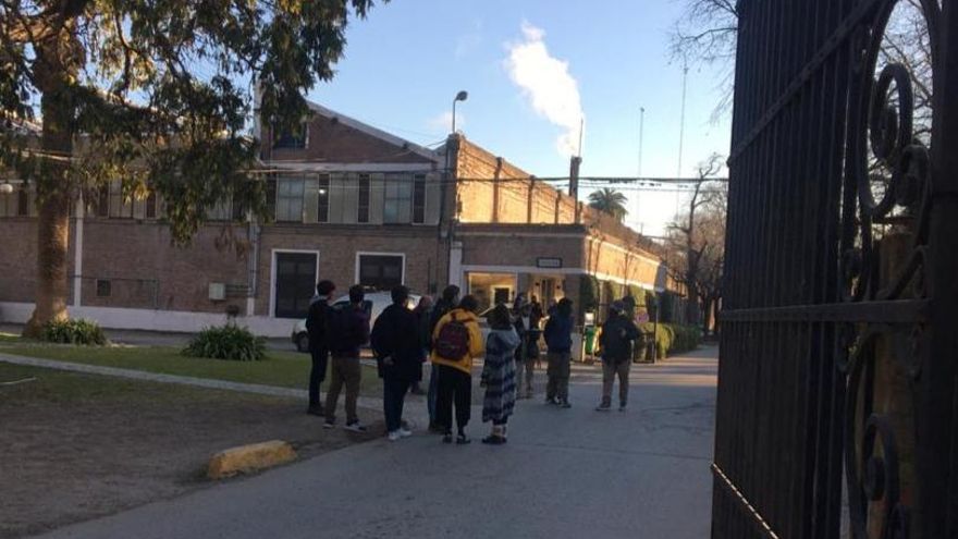 Quieren que en Jáuregui se vuelva a producir cáñamo después de 45 años