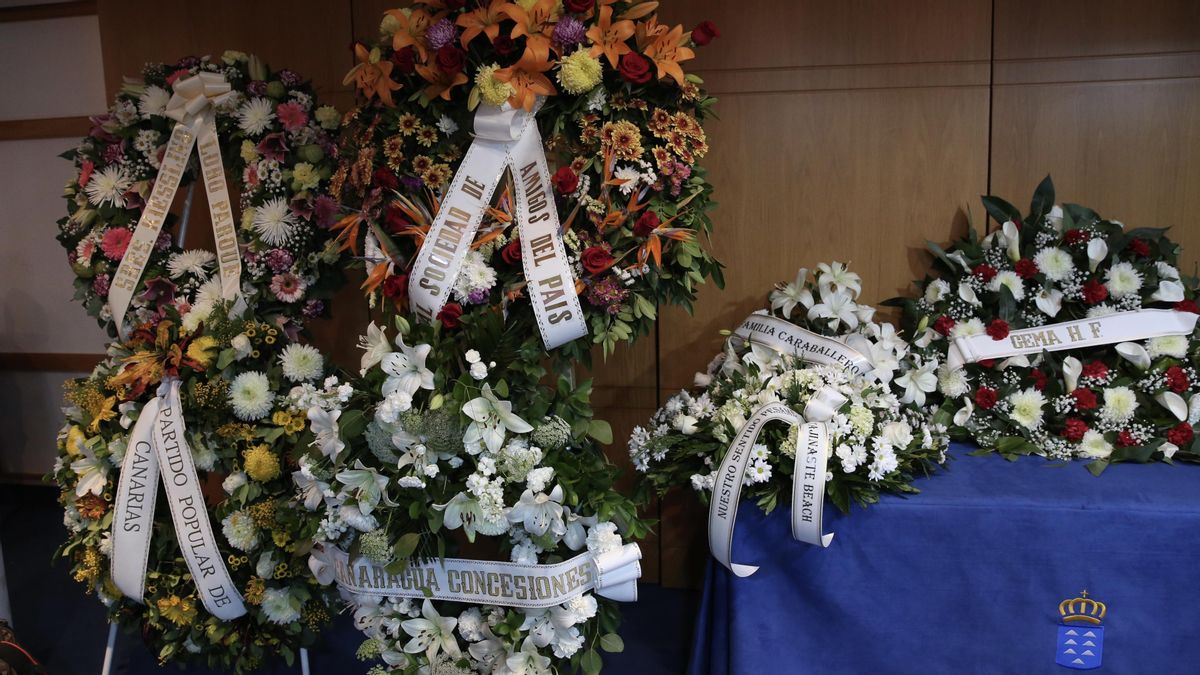 Capilla ardiente de Lorenzo Olarte.