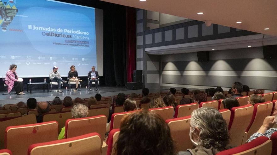 Otro momento de las jornadas en la Filmoteca de Cantabria Mario Camus.