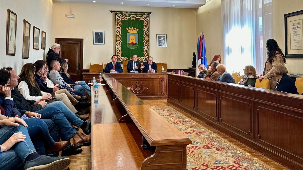 El equipo de Gobierno de PP y Vox de Talavera de la Reina se ha reunido con vecinos afectados por las inundaciones de febrero de 2026