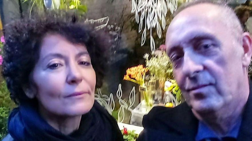 Jesús Mozos, poco antes de morir, con su esposa Nieves Cervantes