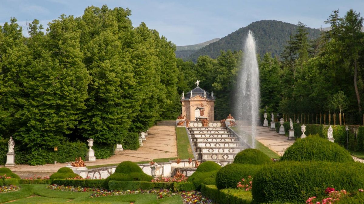 Tardes de verano en jardines históricos: paseos verdes para refrescarse en el pueblo o en la ciudad
