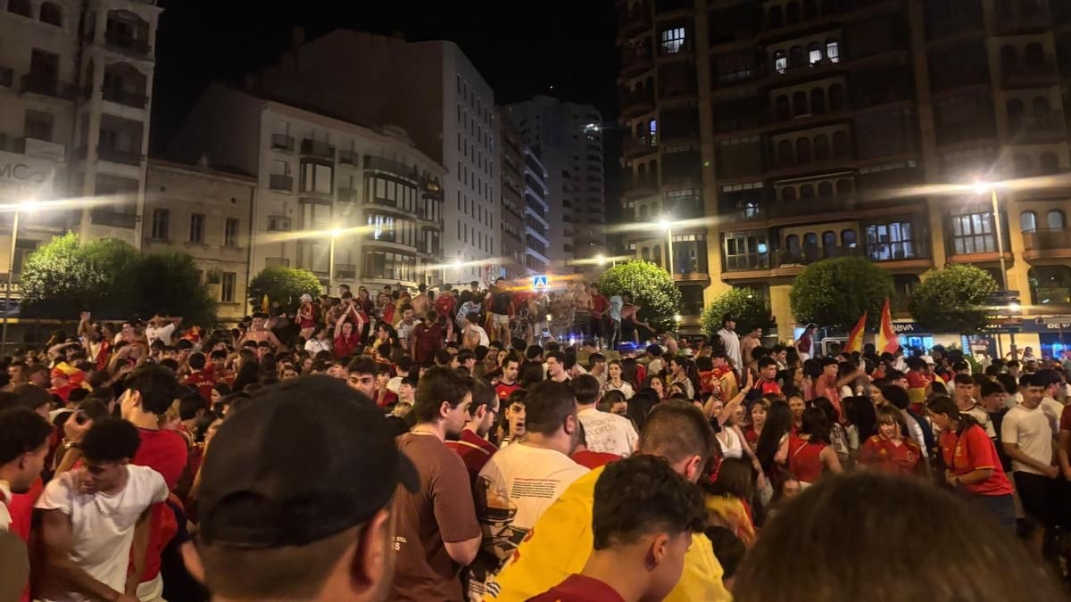 Celebración del Mundial en la Fuente Murrieta