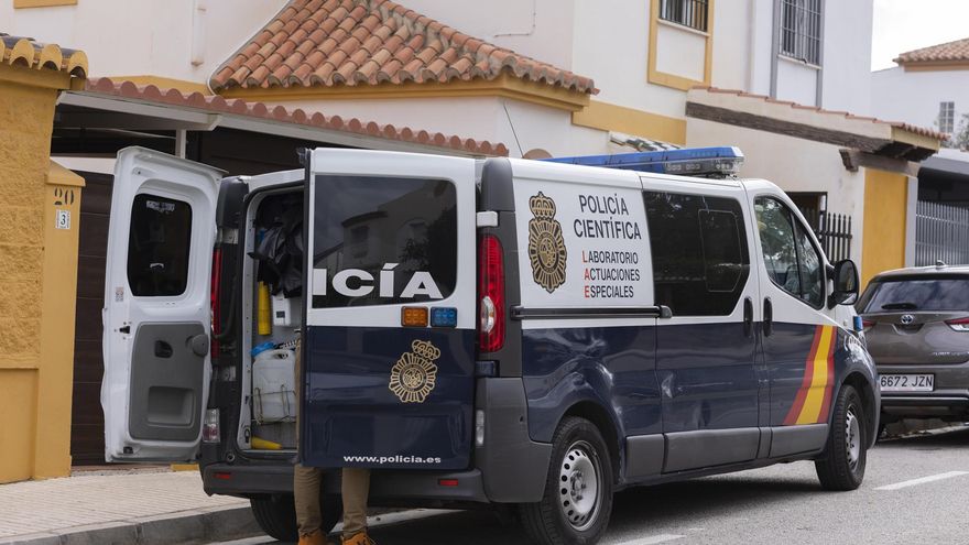 La Policía investiga si la muerte de una mujer en Vélez-Málaga es un caso de violencia machista