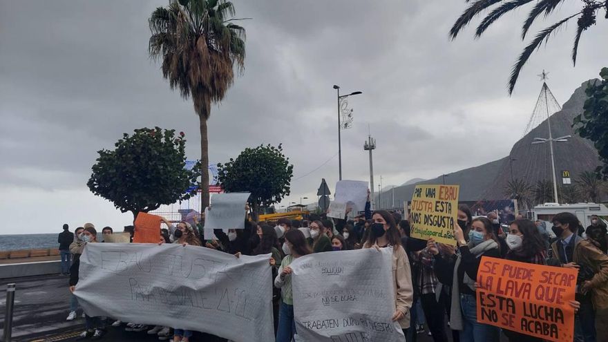 Estudiantes de El Valle de Aridane piden una EBAU más justa. (Cedida a Canarias Ahora)