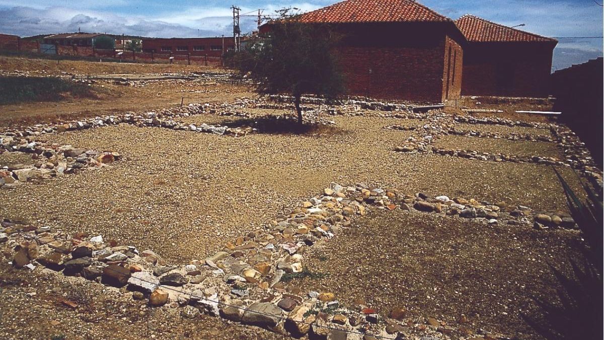 Patrimonio de la Junta 'bendice' la nueva excavación del Ministerio en la villa romana de Navatejera