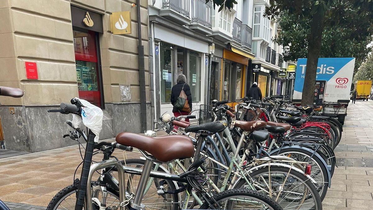 Aparcamiento para bicicletas en Vitoria.