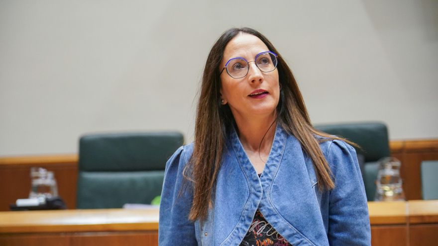 Educación carga en los sindicatos el peso de resolver tres lustros sin convenio en la enseñanza pública vasca