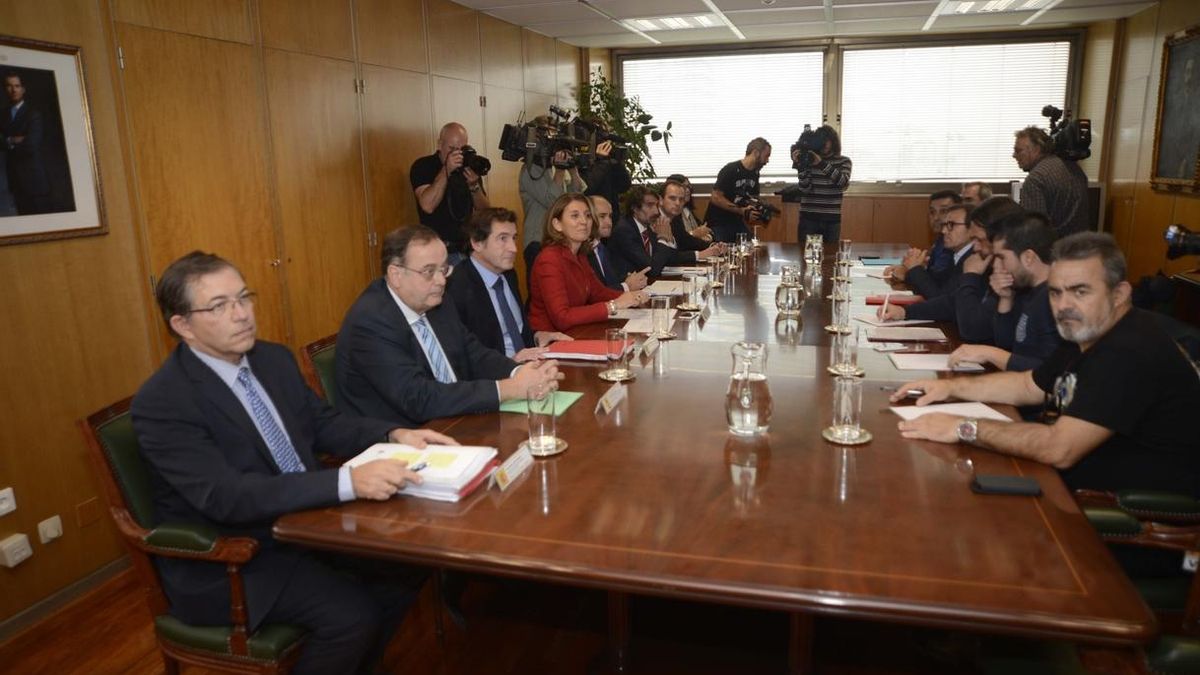 El Gobierno se compromete "por escrito" a destinar ayudas a los nuevos modelos de Volkswagen en España