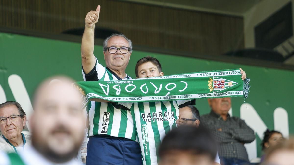 Grada Blanquiverde del Córdoba CF - Sporting de Gijón