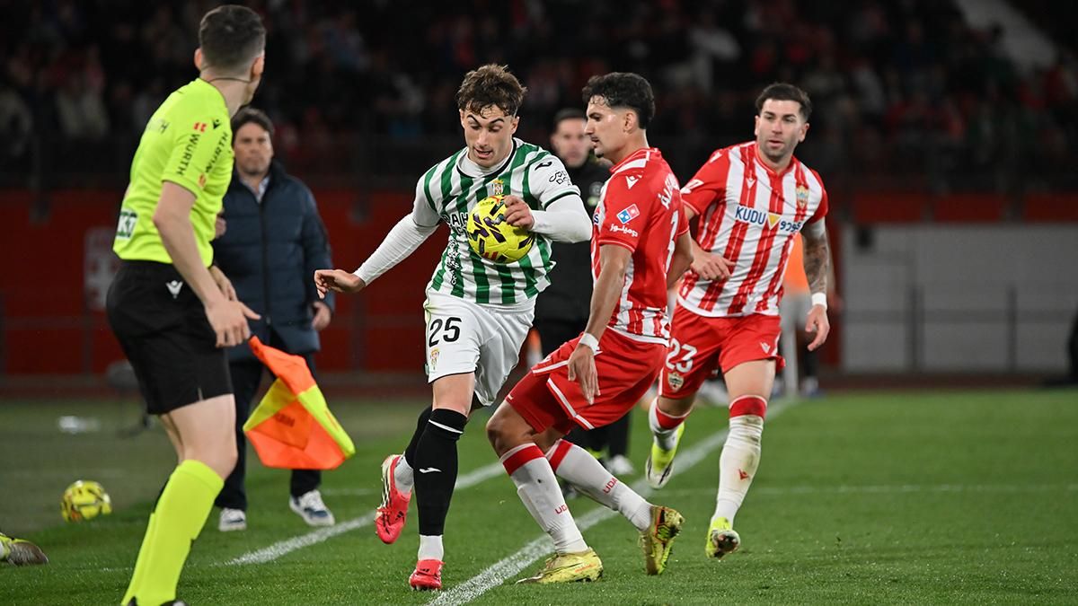 Las imágenes del UD Almería - Córdoba CF