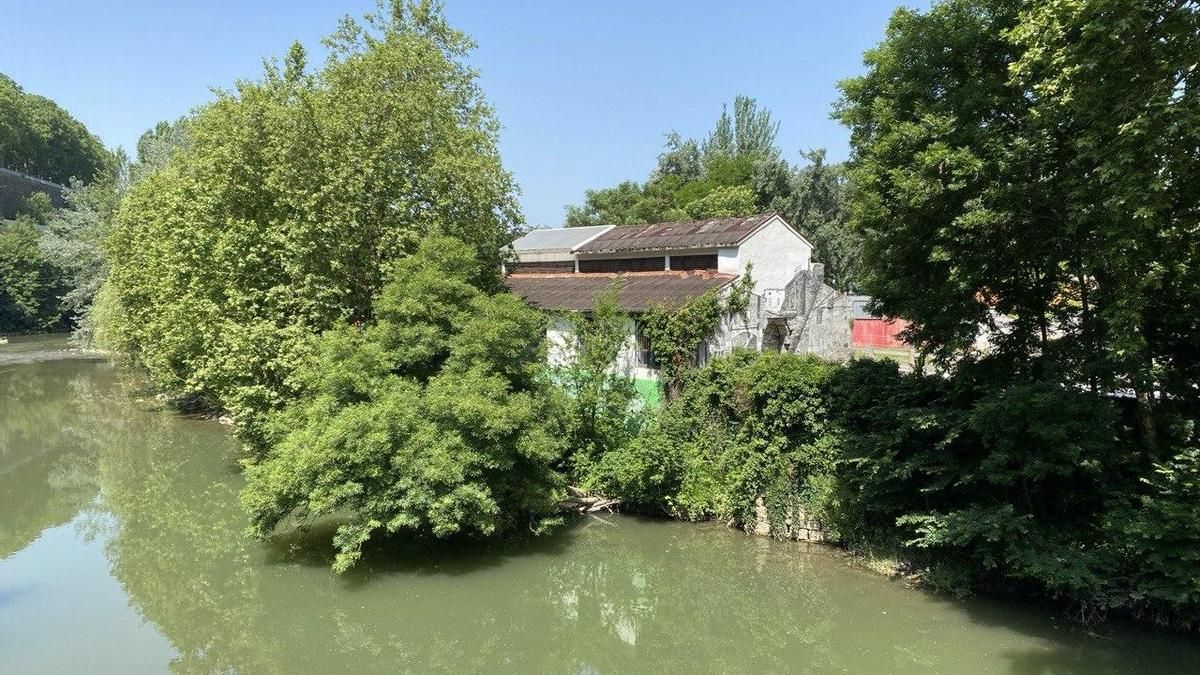 De formar atletas paralímpicos a desaparecer: el Club Náutico de Navarra reclama una solución para seguir a flote