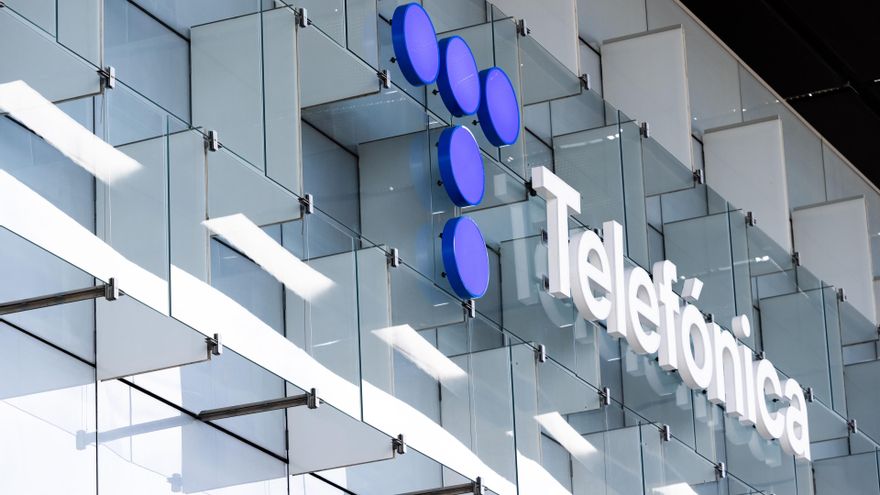 Las telefónicas de La Caixa, Sepi y los saudíes ya valen 1.000 millones menos