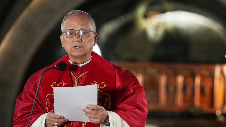 El papa pide en Líbano que los migrantes que huyen de las guerras nunca sean rechazados