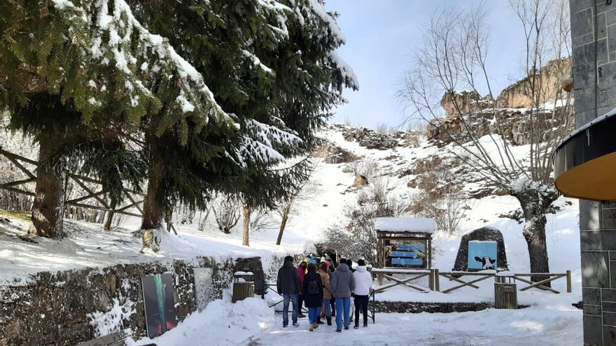 Las visitas de turismo a las Cueva de Valporquero de León abren la temporada 2024 hasta el 9 de diciembre