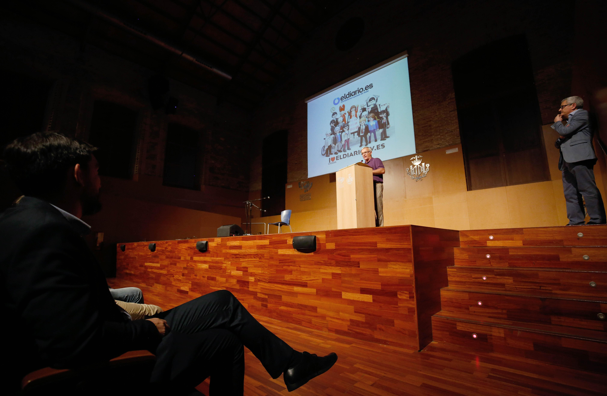 El alcalde de Valencia, Joan Ribó, interviene en el acto de celebración del tercer aniversario de eldiariocv.es