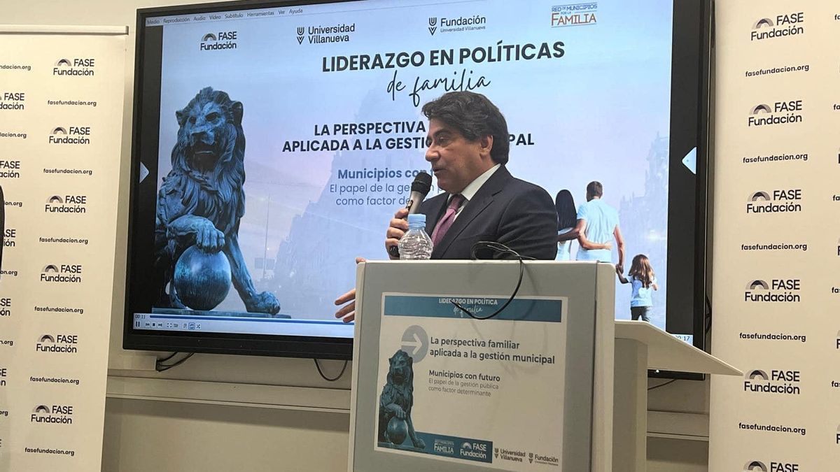 El concejal David Pérez dará clases en una universidad privada ligada al Opus Dei sin dejar el Ayuntamiento de Madrid