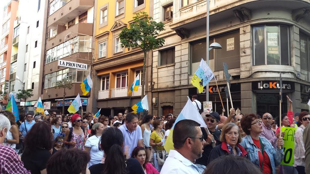 Protesta contra el petróleo Canarias