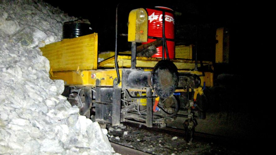 Diez años sin tren entre Madrid y Burgos por una locomotora atascada en un túnel