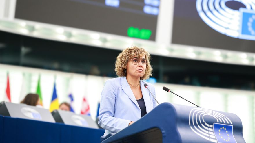 Archivo - La secretaria general del Partido Popular Europeo (PPE), Dolors Montserrat, durante su intervención durante el debate sobre el estado de la Unión Europea (SOTEU) celebrado en la sesión plenaria de Estrasburgo (Francia) en septiembre de 2025.
