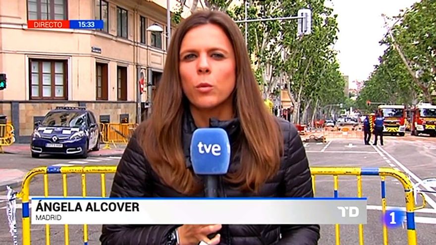 La reportera Ángela Alcover en el TD-1 de TVE durante el quinto viernes negro