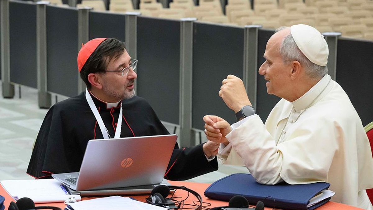 Cobo, junto a León XIV en el Consistorio de cardenales