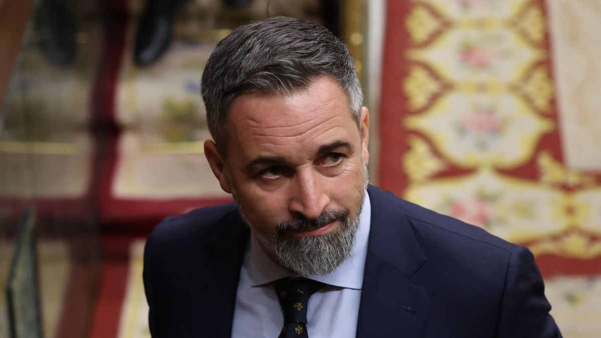 Santiago Abascal: Hay un hombre en España que no hace nada