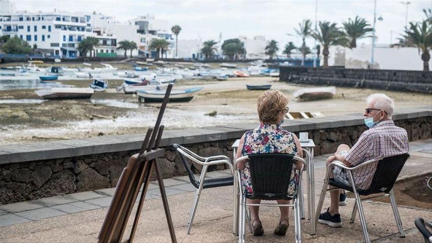 La Policía y la Guardia Civil imponen 100 denuncias en Lanzarote por incumplir las medidas anti-COVI en febrero, un 50% que el mes anterior