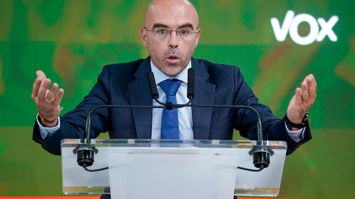 Archivo - El vicepresidente primero de Acción Política y eurodiputado de Vox, Jorge Buxadé