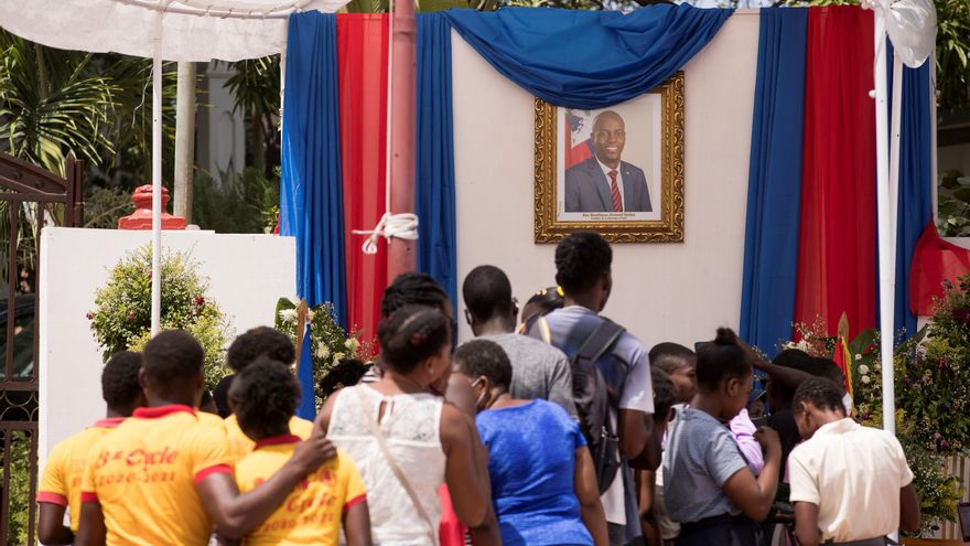 La ciudad de Cap-Haitien homenajea a Moise con un libro de condolencias