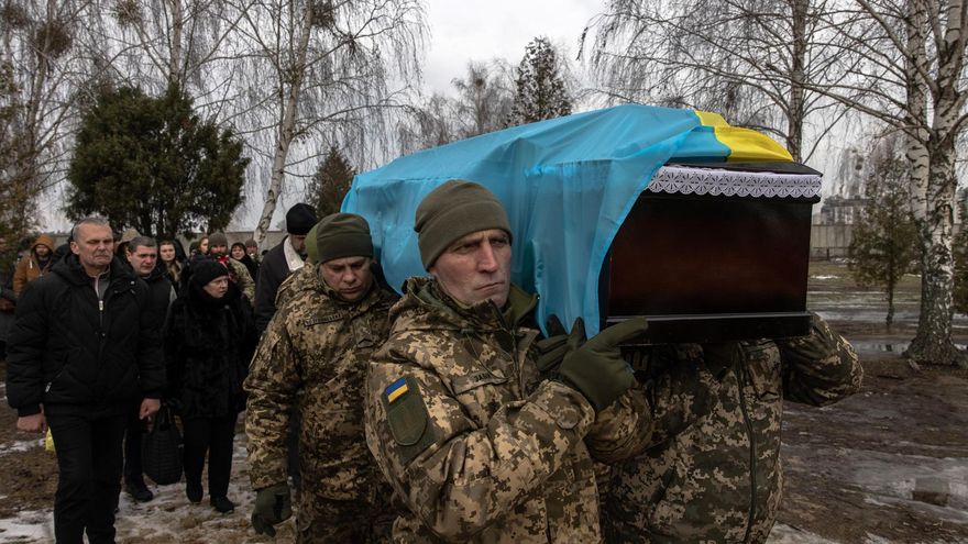 Zelenski reconoce que la situación en el Donbás es dura