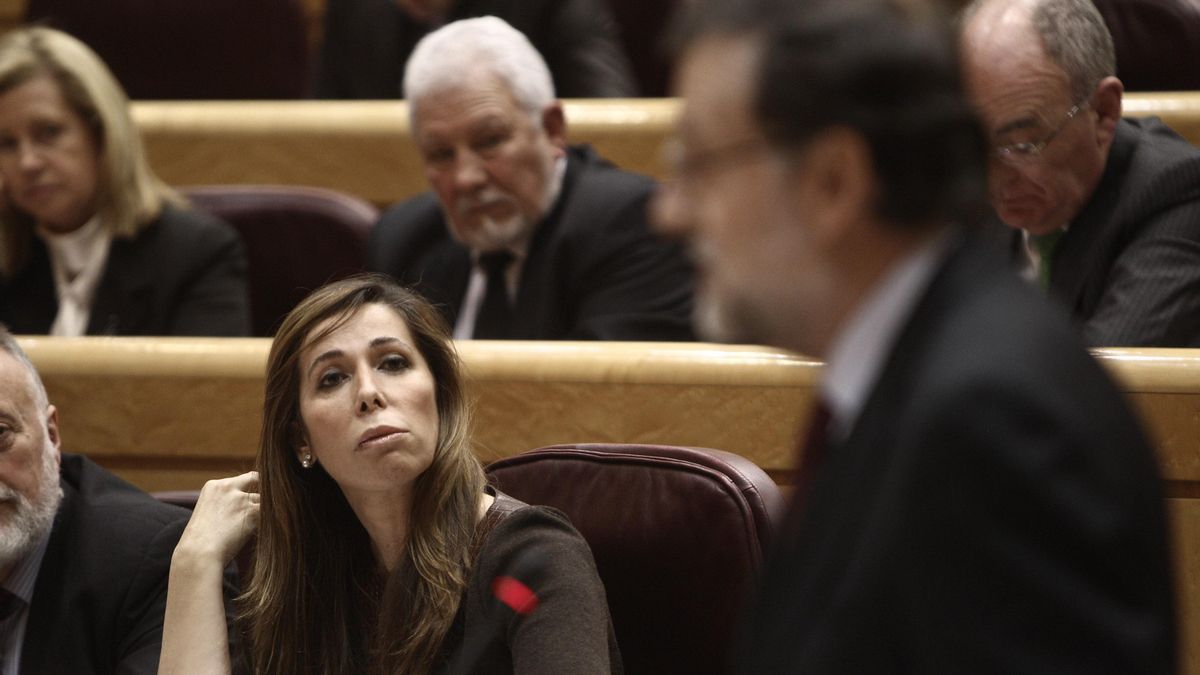 Camacho ve "respetable" la opinión de Aznar pero defiende el trabajo de Rajoy
