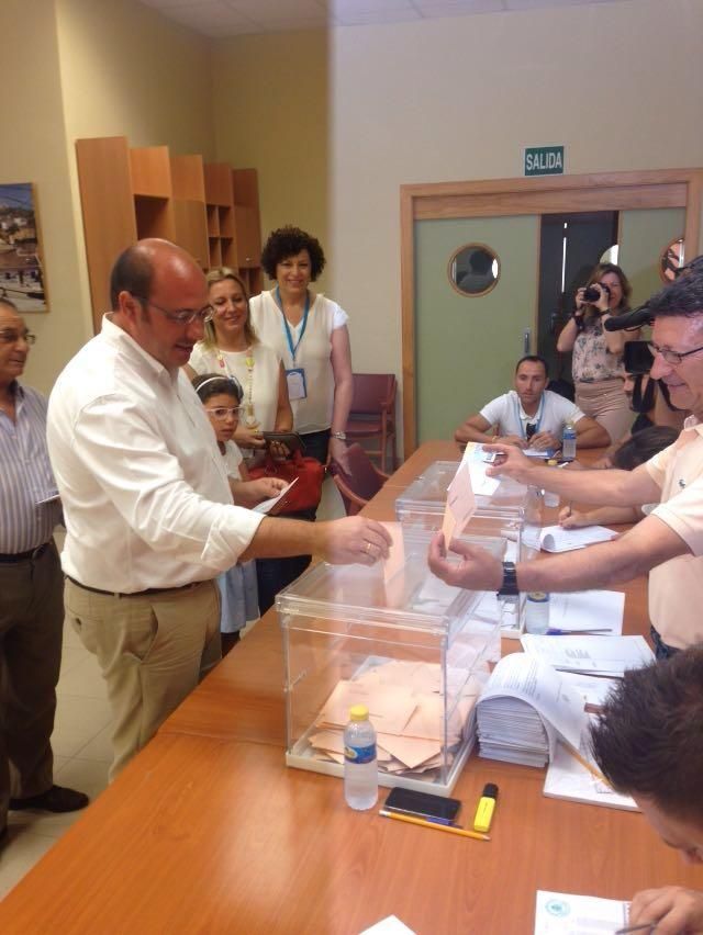 Pedro Antonio Sánchez recalca la utilidad de los comicios y la necesidad de evitar el "desastre" de unas terceras elecciones