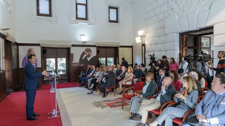 Castilla y León ampliará la plantilla de orientadores en colegios para detectar problemas de salud mental