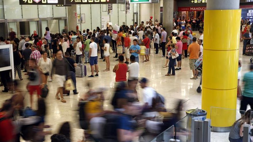 AENA supera los 88,8 millones de pasajeros hasta mayo, un 8,9 por ciento más