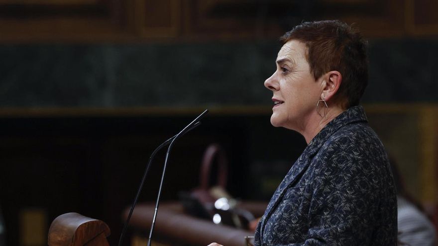 La portavoz de EH Bildu, Mertxe Aizpurua, durante su intervención tras la comparecencia del presidente del Gobierno en el Congreso