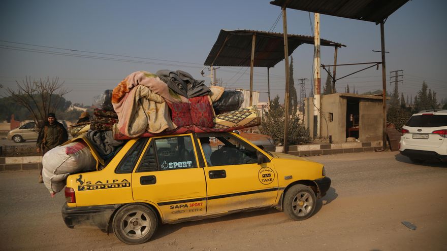 "Éxodo" de personas de Homs y Hama hacia la costa siria mientras rebeldes siguen ofensiva