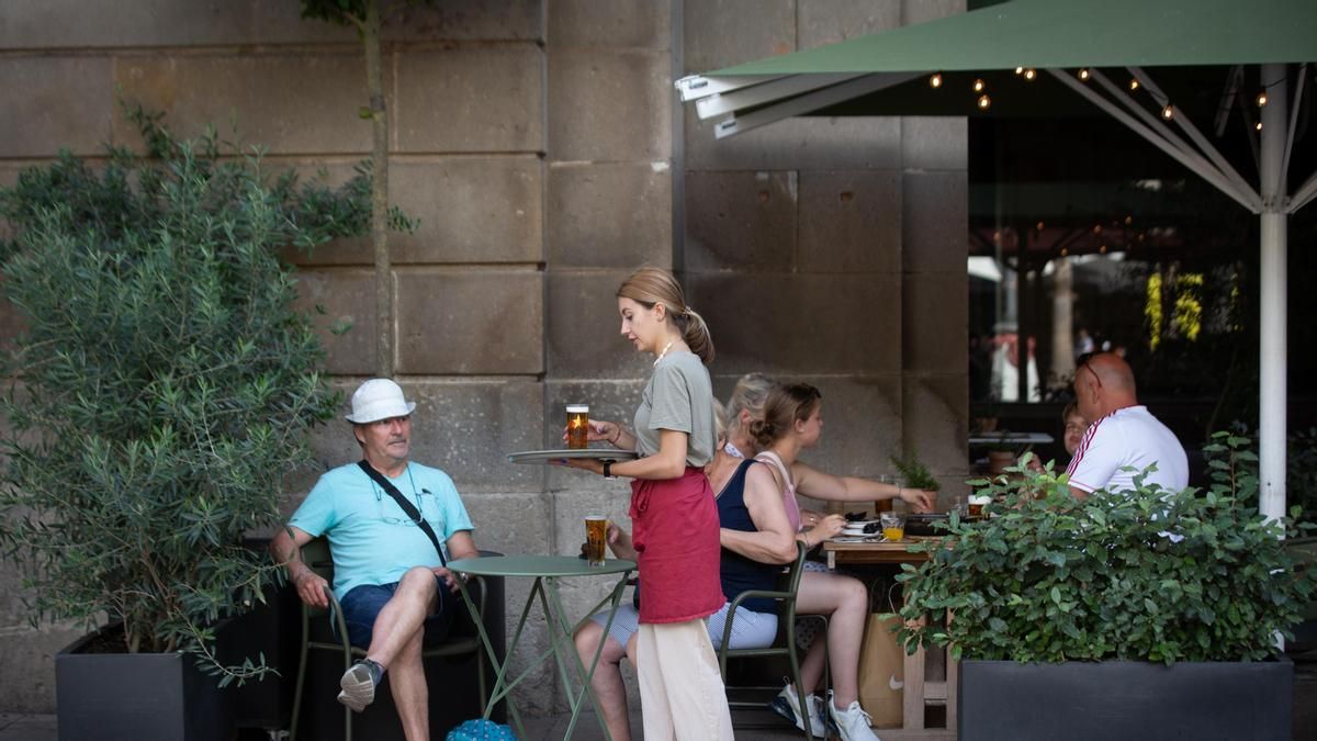 La brecha salarial en Extremadura toma el camino inverso al de España: sube hasta el 13,5%