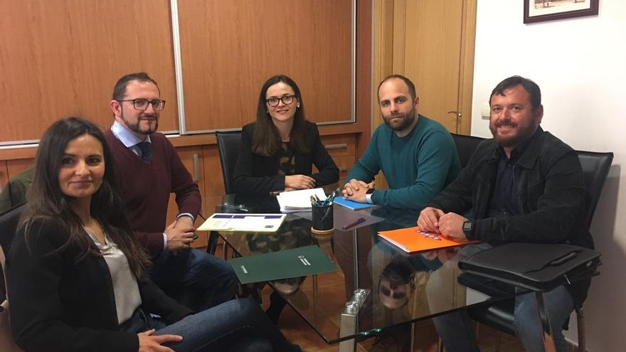 El Ayuntamiento de Teba recupera una década después el edificio que albergaba el hotel y que destinará a mayores