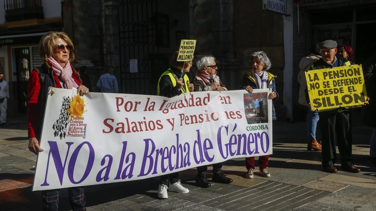 La Plataforma Ciudadana de Córdoba para la Defensa del Sistema Público de Pensiones informa de asuntos de actualidad nacional