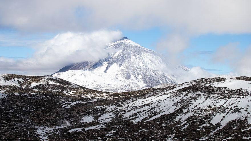 Nieve y heladas en unas islas y cielos despejados en otras: el tiempo en Canarias para el fin de semana