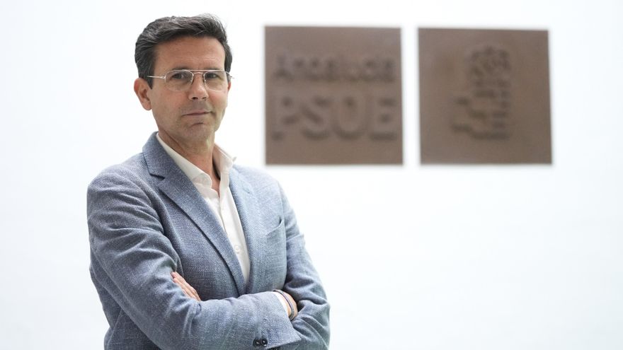 Imágenes realizadas al portavoz del PSOE-A, Francisco Cuenca, en la entrevista realizada por EuropaPress en la sede regional del PSOE, a 16 de abril de 2025 en Sevilla (Andalucía, España)