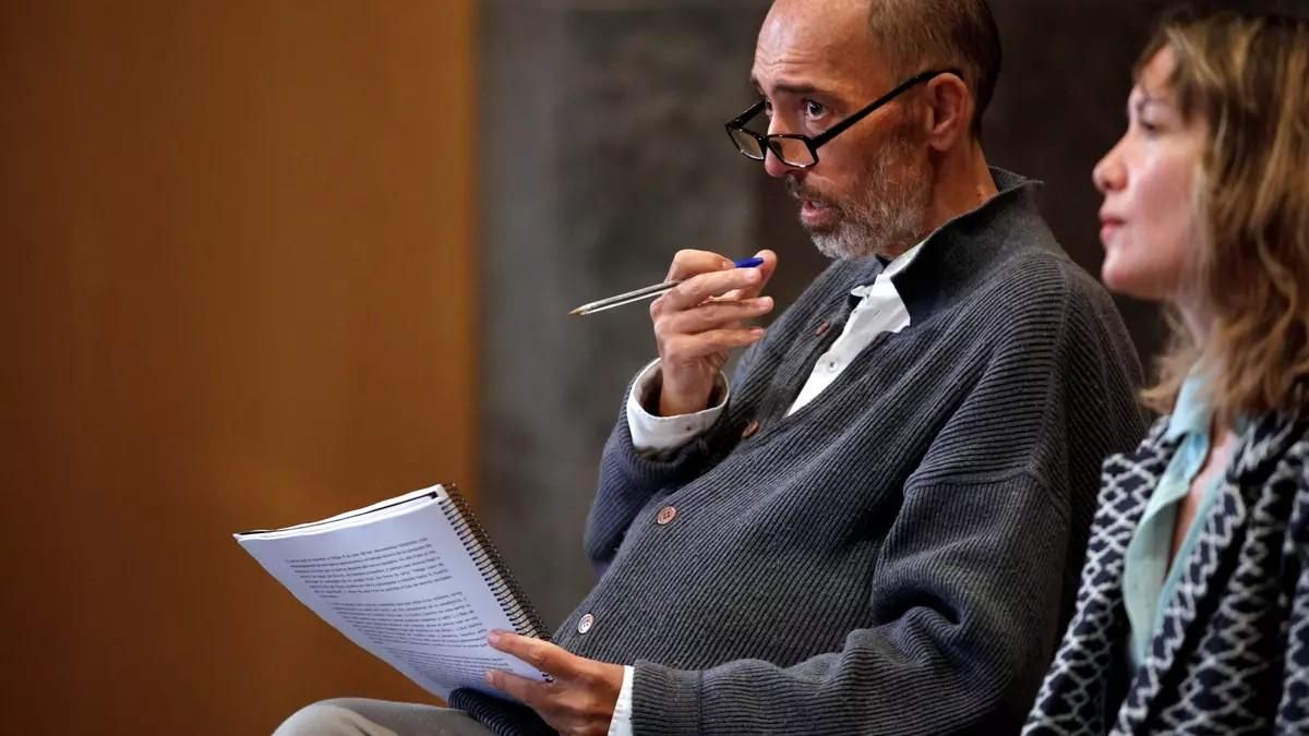 Natalio Grueso y su exmujer Judith Pereiro, en el banquillo de los acusados de la Audiencia Provincial de Asturias, durante el juicio, en una imagen de archivo.