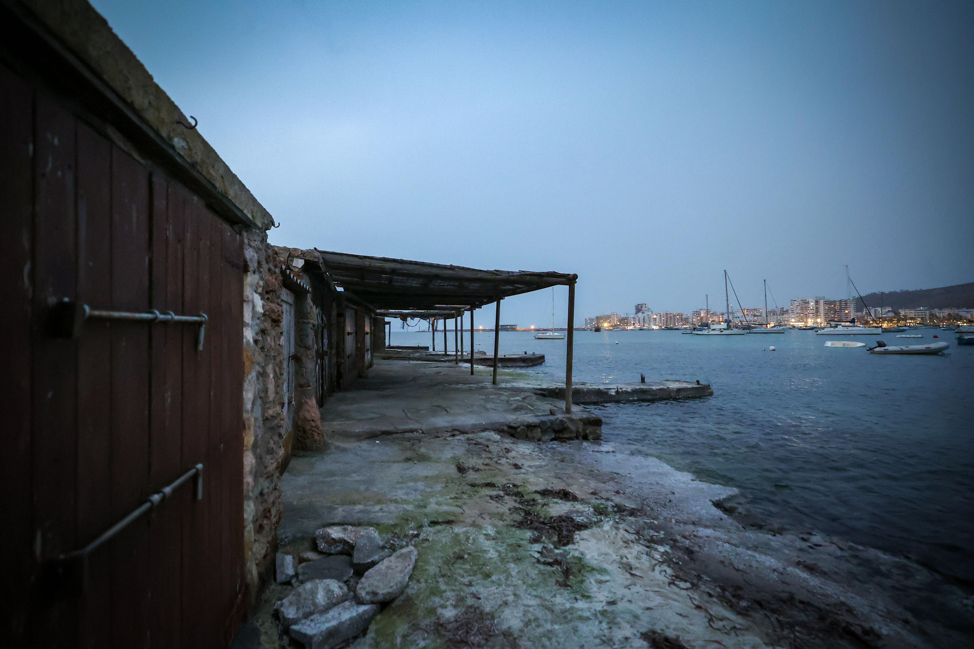 El entorno de las casetas de sa Punta des Molí, declarado BIC en 2009.jpg