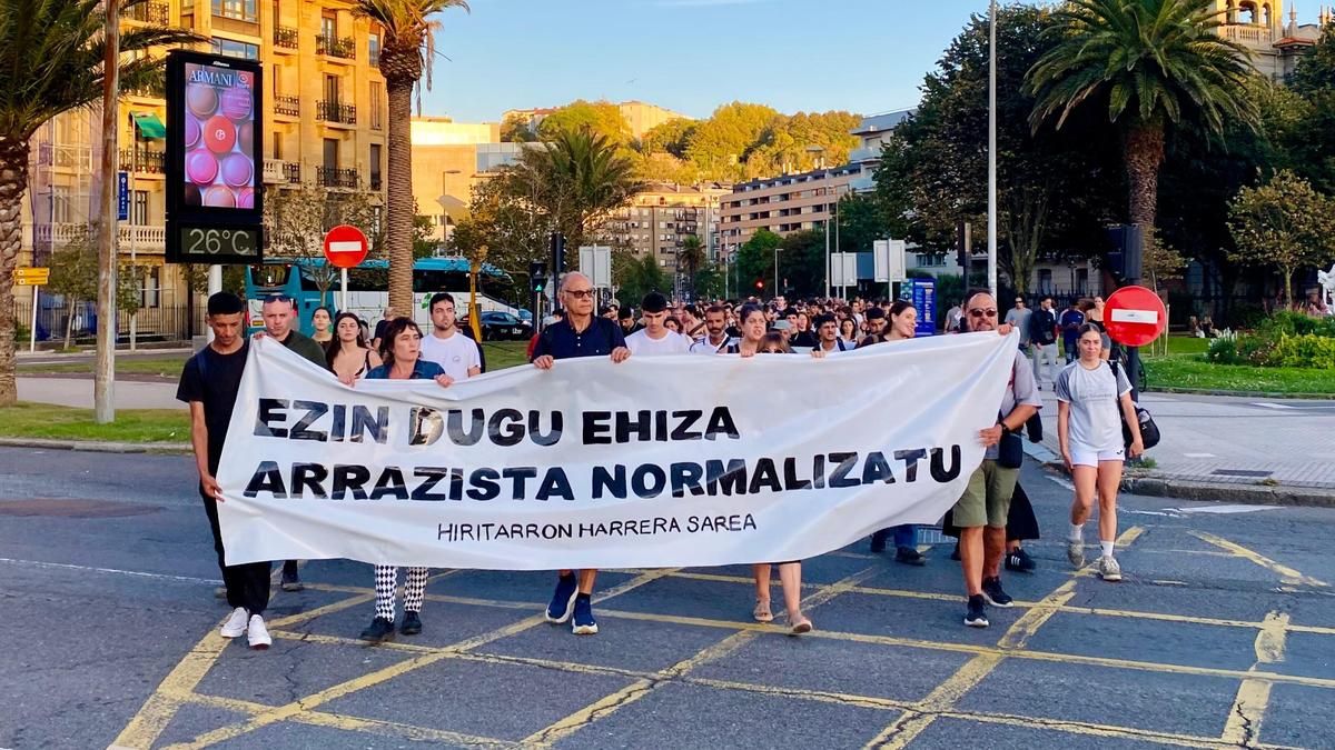 Contra la "caza racista": denuncian en Donostia el ataque a un migrante con un arma y otros "tiroteos" en plena calle
