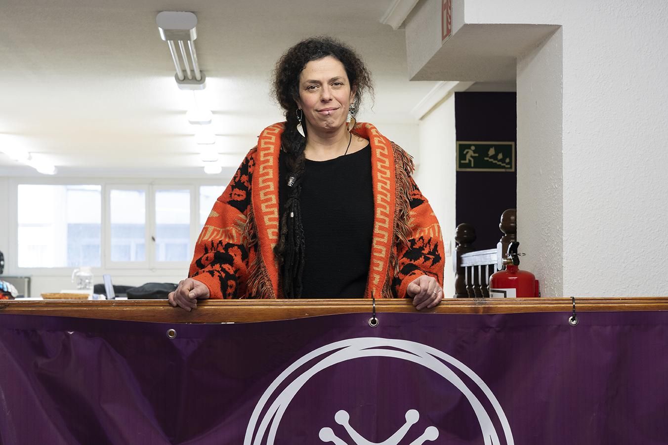 Mónica Rodero en La Moraduca, sede de Podemos en Santander.