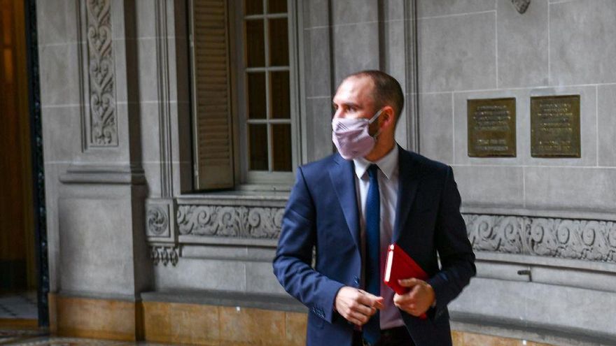 El contacto secreto de Guzmán que prologó la cita de Fernández con la jefa del FMI