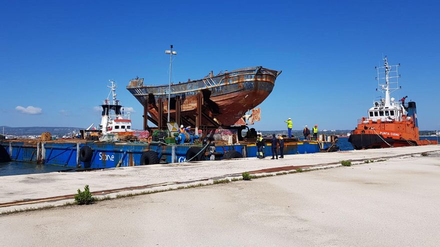 El barco de la ONG Sea Eye rescata a más de 400 migrantes en el Mediterráneo